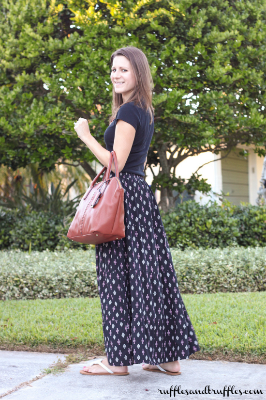 patterned maxi skirt outfit
