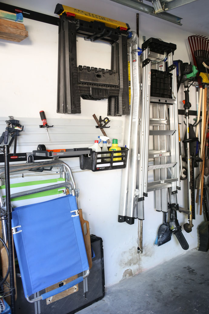 Garage Organization is a Snap with Rubbermaid FastTrack #Weave